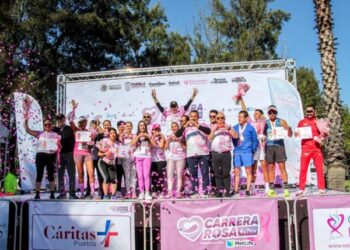 Puebla se une contra el cáncer de mama en la Carrera Rosa 2025
