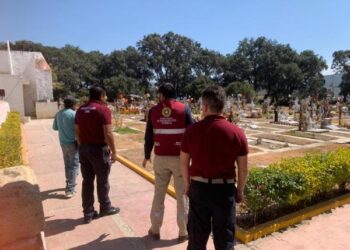 Gobierno de Puebla mantiene operativos en panteones durante esta temporada