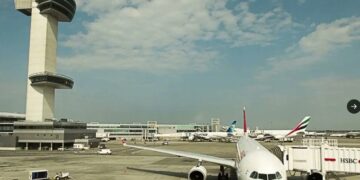 Suspenden vuelos en el aeropuerto JFK de Nueva York por emergencia aérea y tormenta “Melissa”