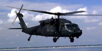 EU realiza maniobras con helicópteros de combate cerca de Venezuela en medio de creciente tensión