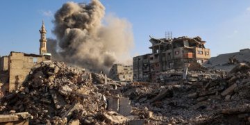 Israel reanuda ataques en Gaza y acusa a Hamás de romper la tregua