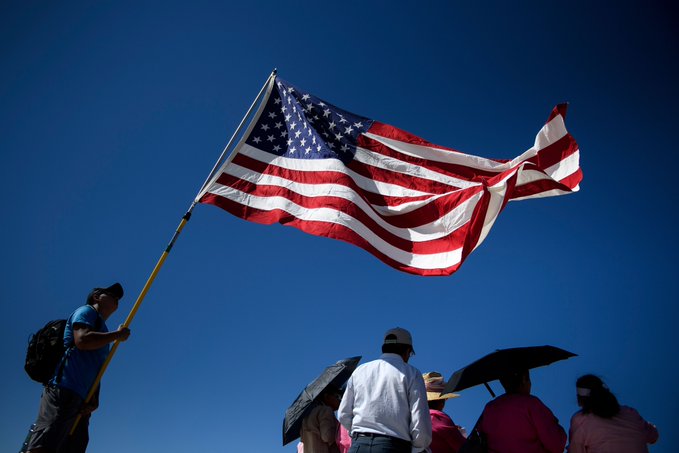 Estados Unidos elimina extensión automática de permisos de trabajo para migrantes
