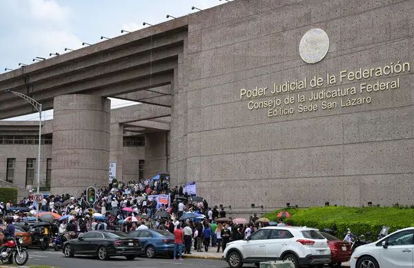 Paro en el Poder Judicial por despidos y falta de insumos