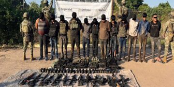 Operativo de la Marina deja 13 detenidos tras enfrentamiento en Sinaloa