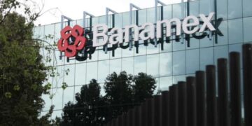 Grupo México presenta oferta para comprar Banamex y mantenerlo en manos mexicanas