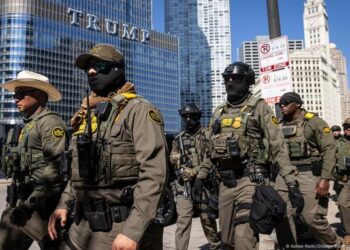 México exige aclarar muertes de diez migrantes bajo custodia del ICE en Estados Unidos