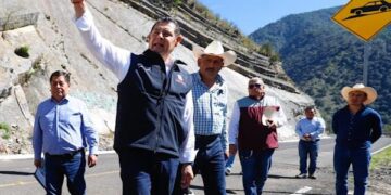 Avanza Carretera Interserrana, obra estratégica que conectará la Sierra Norte