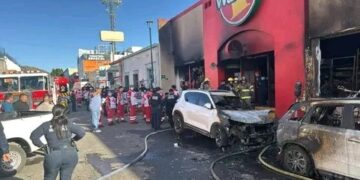 Fiscalía descarta intencionalidad en incendio de Waldo’s en Hermosillo; 23 personas murieron y 12 resultaron heridas