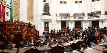 CDMX aprueba reformas para frenar la clonación de voces con IA