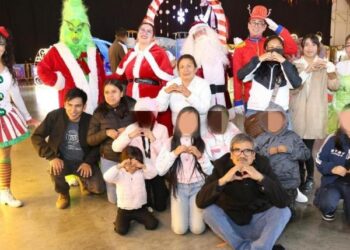 Festival Navideño alegra a niñez poblana en fiestas decembrinas