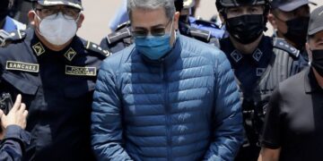 Trump indulta a Juan Orlando Hernández y queda en libertad en Estados Unidos