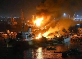Bombardeo en Mukalla reaviva la crisis en Yemen y fractura a aliados regionales