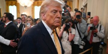 Trump reitera que consideraría ataques contra cárteles en México para frenar el fentanilo