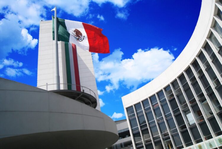 Senado inicia análisis de la propuesta para reducir la jornada laboral a 40 horas