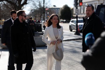 EU habla de elecciones futuras en Venezuela y enfría respaldo a María Corina Machado