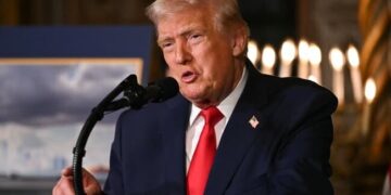 Trump aplaza un año el aumento de aranceles a muebles y gabinetes importados