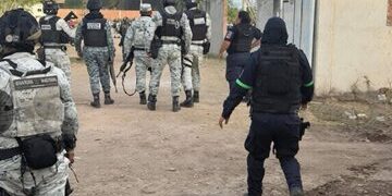 Violencia irrumpe en partido de futbol y deja 11 muertos en Salamanca