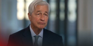Trump lleva a tribunales a JPMorgan: reclama 5 mil mdd por cancelación de cuentas