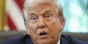 Trump endurece discurso y anuncia posibles ataques terrestres contra cárteles