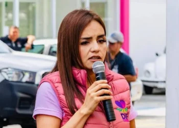 Alcaldesa de Uruapan acusa intento de juicio político; estado rechaza persecución