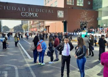 Desalojan instalaciones del Poder Judicial en CDMX tras alerta por posible explosivo