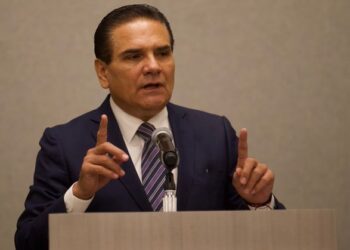 FGR persigue en el extranjero a operadores de Silvano Aureoles por caso de cuarteles