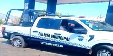 Emboscada en Michoacán: tres policías heridos y dos presuntos sicarios abatidos en Epitacio Huerta