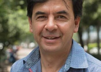 Nuevo libro reaviva polémica: vinculan a Jesús Ramírez con el llamado “rey del huachicol”