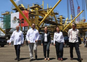 Acompaña Américo Villarreal a Claudia Sheinbaum en conmemoración de la Expropiación Petrolera