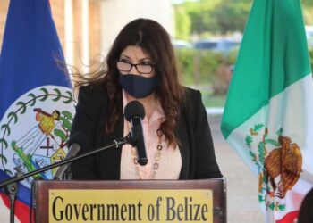 SRE aclara salida de Martha Zamarripa de la embajada de México en Belice