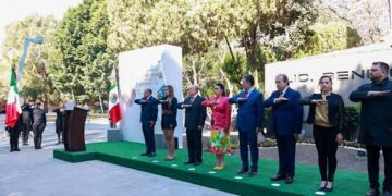 Conmemora Gobierno del Estado natalicio de Benito Juárez