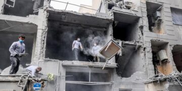 Israel amplía ofensiva en Irán y afirma haber neutralizado a líderes clave