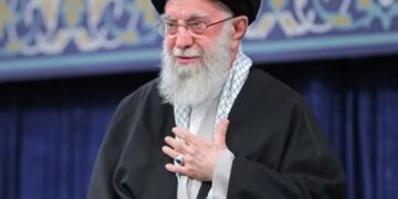 Muerte de Ali Jameneí desata ofensiva regional y eleva la tensión global