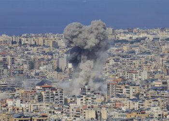 Israel intensifica ataques contra Irán y Hizbulá y lanza incursión militar en el sur del Líbano