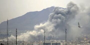 Escalada militar en Medio Oriente: Irán ataca Israel y bases de EE. UU. en el Golfo
