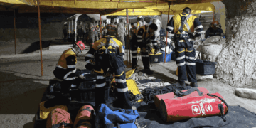 Intensifican operativo en mina de Sinaloa: suman especialistas para rescatar a 4 trabajadores