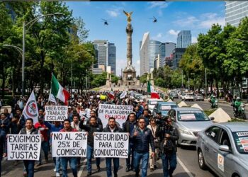 Choferes de apps paralizan CDMX; exigen menor comisión y mejores ingresos