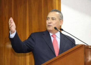 Manlio Fabio Beltrones retoma actividades en el Senado; Yunes Linares asume suplencia