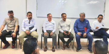 Fortalece Gobierno de Tamaulipas diálogo con pescadores de Soto la Marina