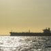 Estrecho de Ormuz bajo fuego: al menos cuatro ataques recientes afectan el comercio mundial de petróleo