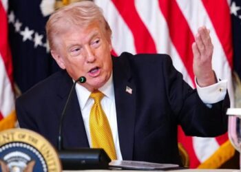 Trump rechaza tregua con Irán y asegura dominio militar de Estados Unidos