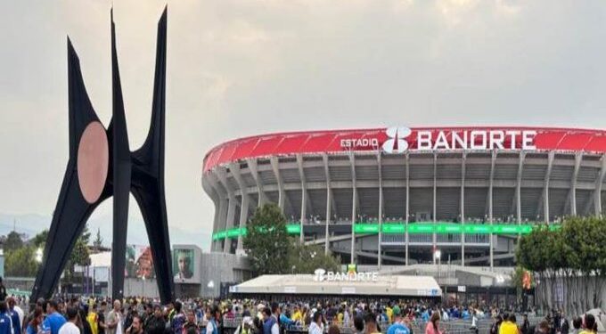 Refuerzan seguridad en CDMX por partido de Leyendas México vs Brasil