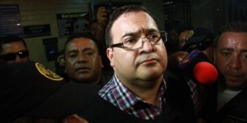 Duarte cumple sentencia, pero permanece en prisión por nuevos cargos