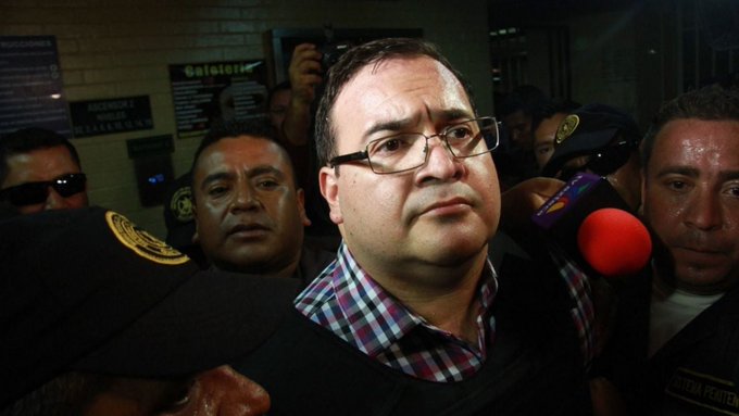 Duarte cumple sentencia, pero permanece en prisión por nuevos cargos