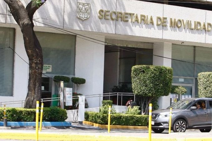 Irregularidades en Semovi: revelan fallas y posible fraude en proyecto de taxímetros digitales