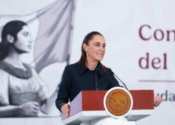 Sheinbaum arranca abril con cambios en Aduanas, apoyo a pescadores y expansión aérea