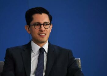 Sheinbaum propone a Roberto Velasco como canciller tras salida de De la Fuente