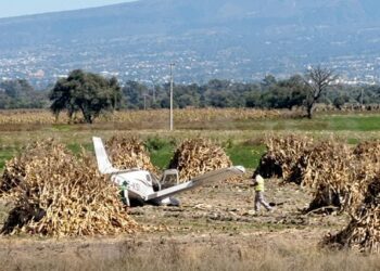 Tragedia aérea en Puebla: avioneta cae en Huejotzingo y deja tres muertos