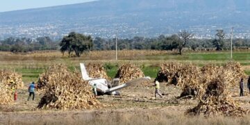 Tragedia aérea en Puebla: avioneta cae en Huejotzingo y deja tres muertos