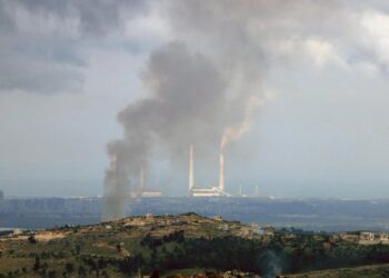 Escalada en Oriente Medio dispara el petróleo y eleva tensión global